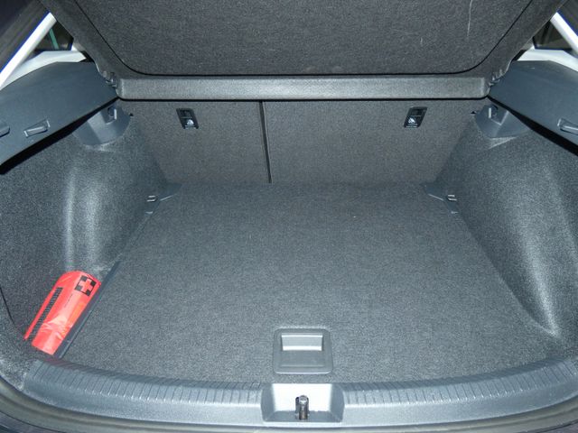Taigo 1.0 TSI Goal DSG AHK MATRIX NAVI GARANTIE