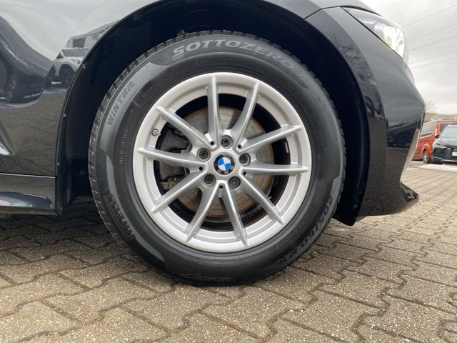 BMW 320 d Touring Curved ACC AHK Head Up Live Coc Pr
