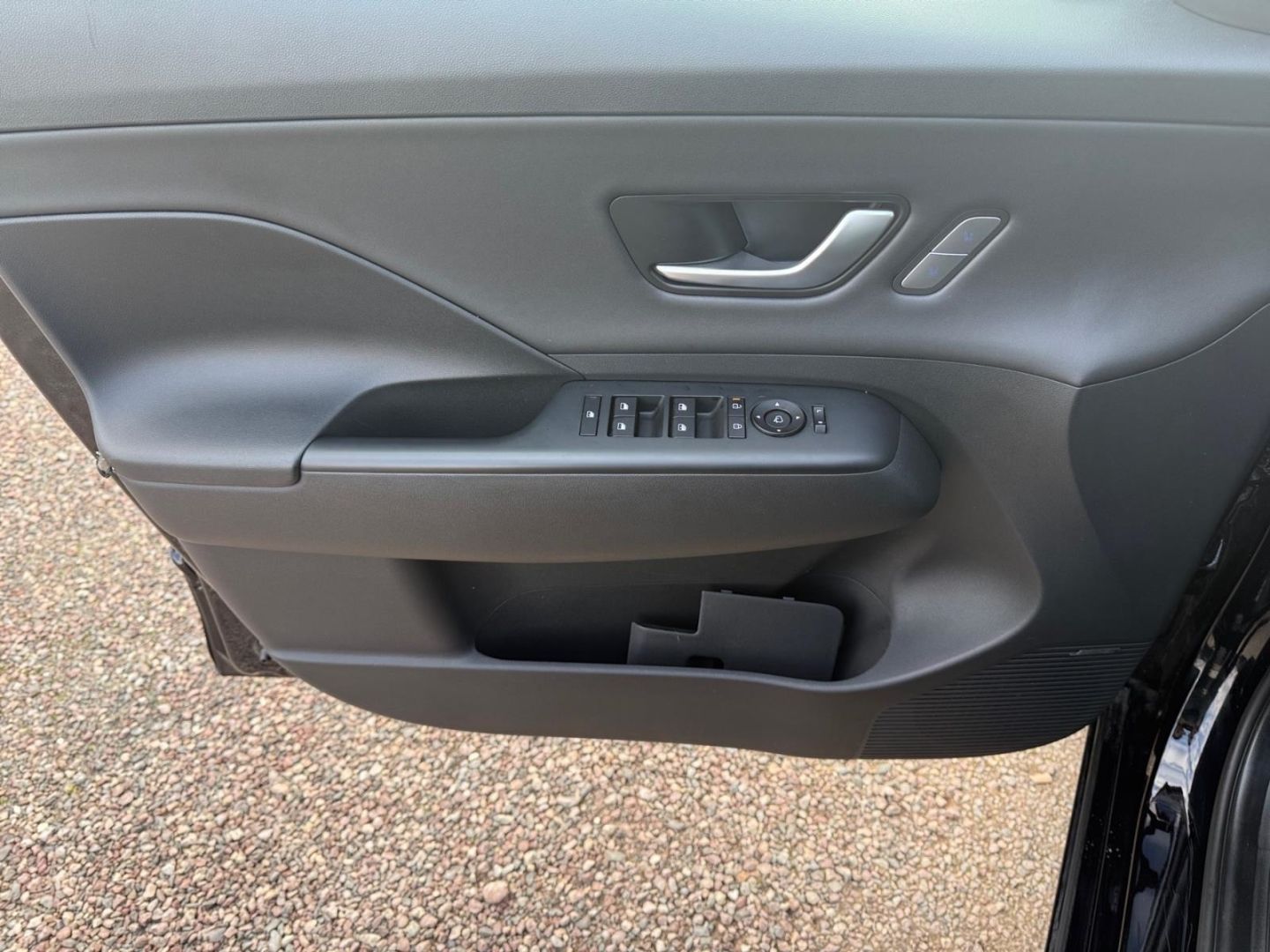 Fahrzeugabbildung Hyundai KONA Elektro PRIME 65,4kWh SITZ-P+ALLWETTER+360°