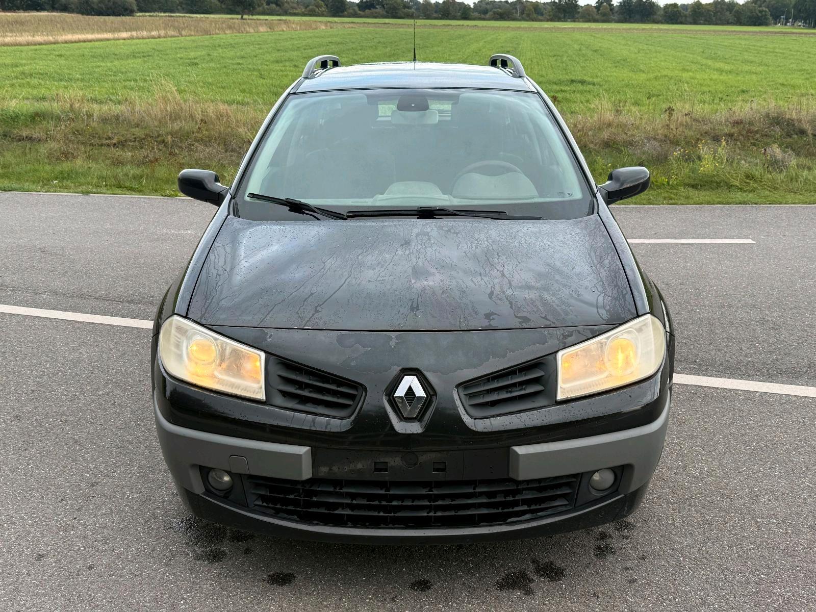 Renault Megane 2007 — rear view