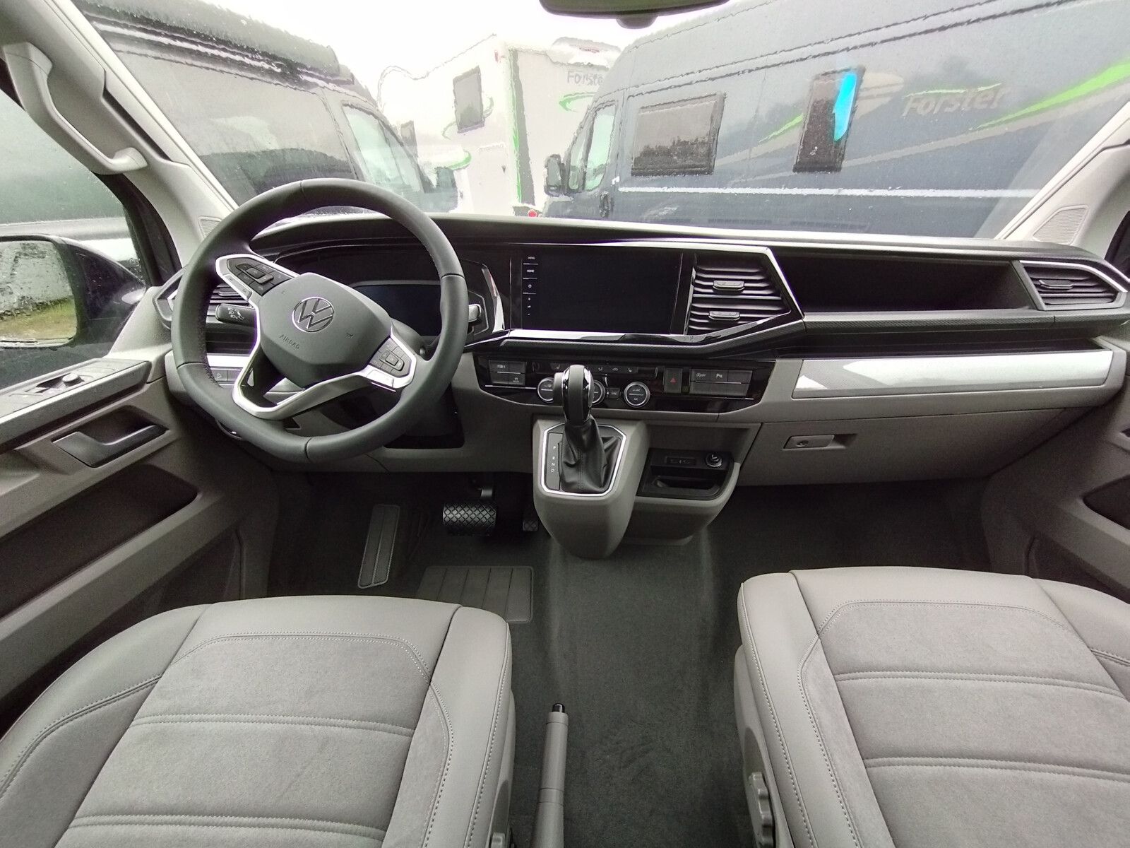Fahrzeugabbildung Volkswagen California T6.1 California 6.1 Ocean 2,0l  -11%
