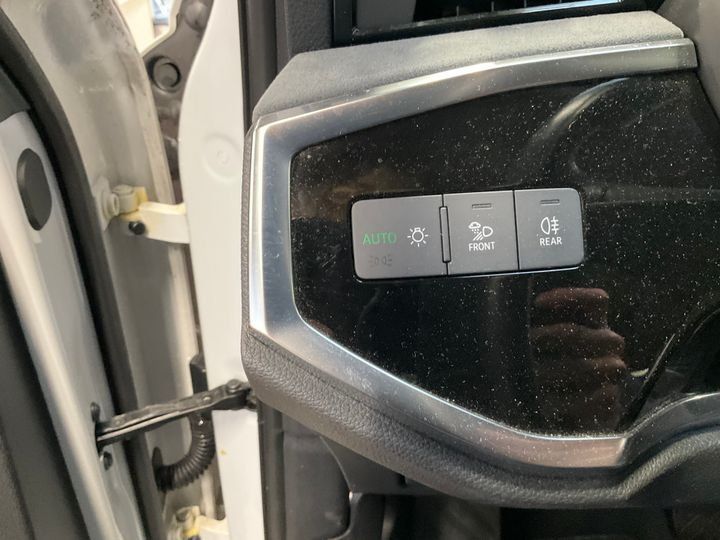 Fahrzeugabbildung Audi Q3 35 TFSI S-tronic *AHK*LED*PDC*App*Sitzhzg*ACC