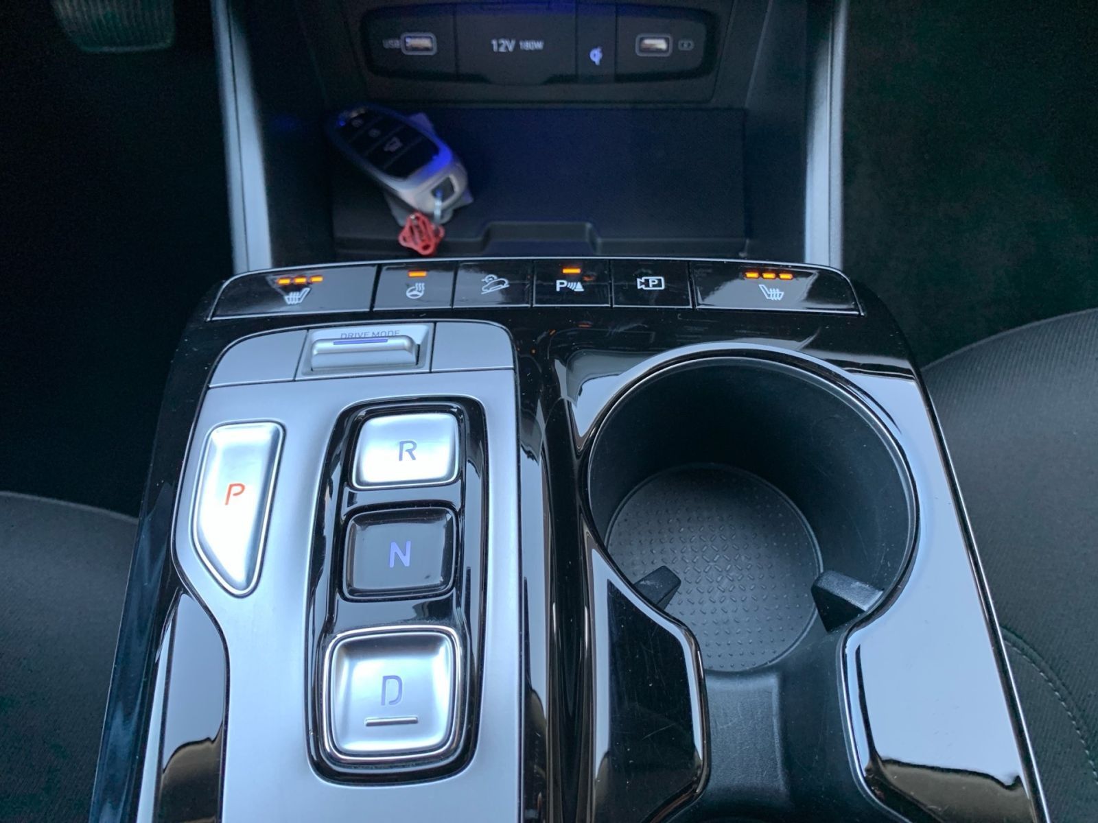 Fahrzeugabbildung Hyundai TUCSON 1.6 T-GDI Trend Hybrid AHK Krell el.HK As