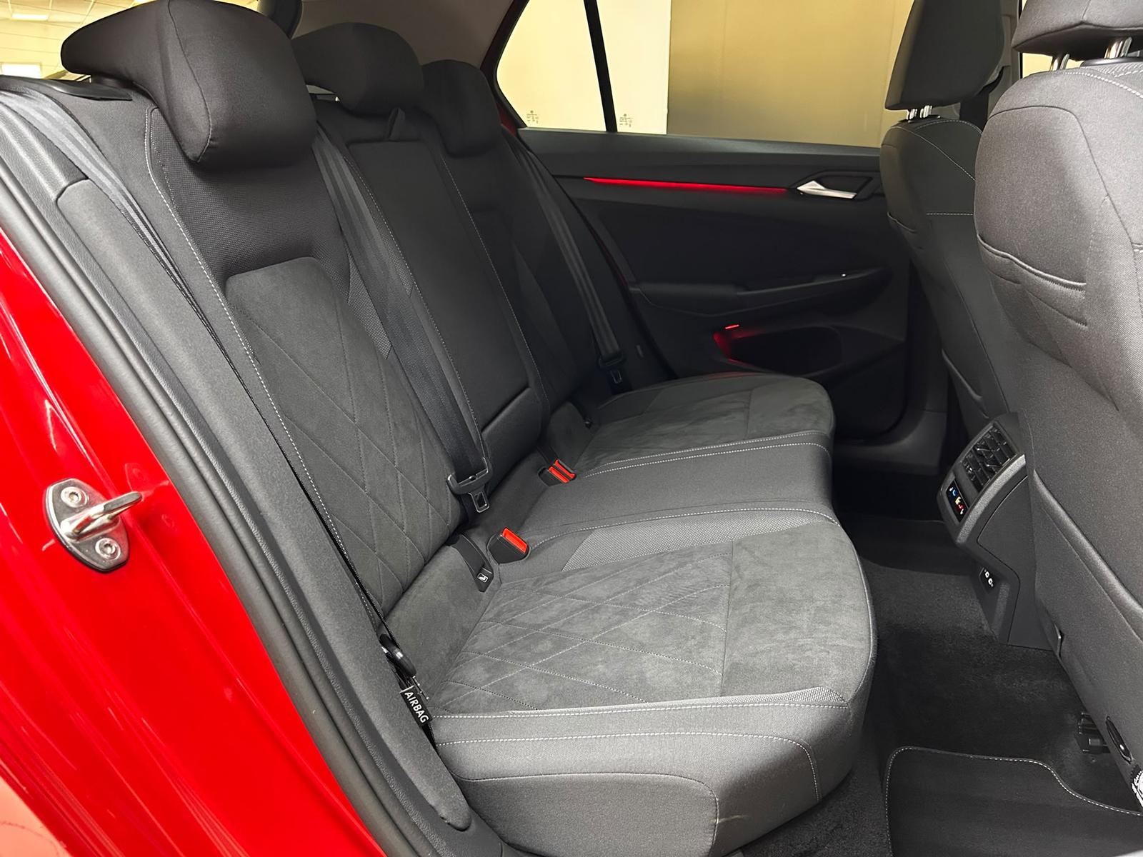 VW Golf 8 Pack Style eHyb1,4TSI PANO+HUD+MATR+KAM+AHK — 8