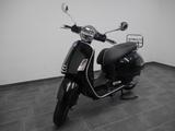 Vespa GTS 300 HPE // 1.Hand // Schwarz - Offers