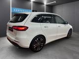 Mercedes-Benz B 180 360° Pano Burmester LED Keyl-GO Laderaump - Mercedes-Benz B 180: Limousine