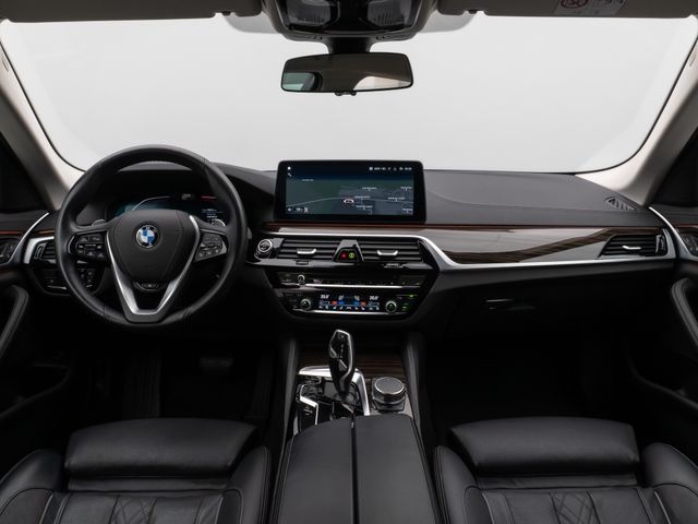 Foto Nummer 39: BMW 540d