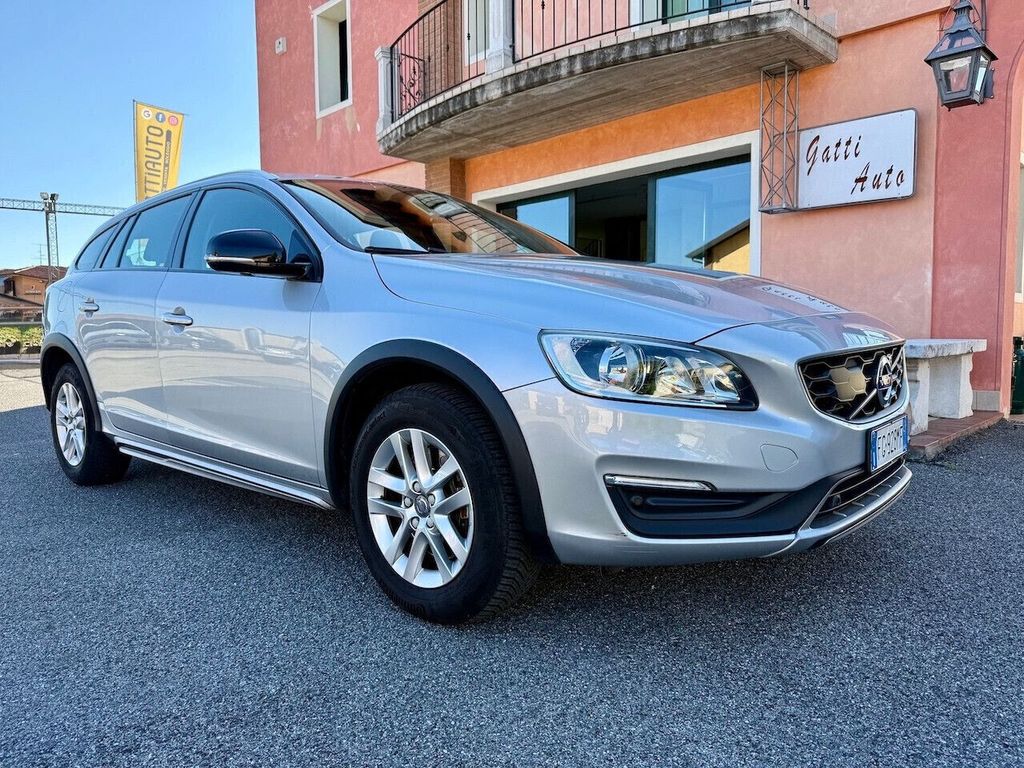 Image of Volvo V60 Cross Country