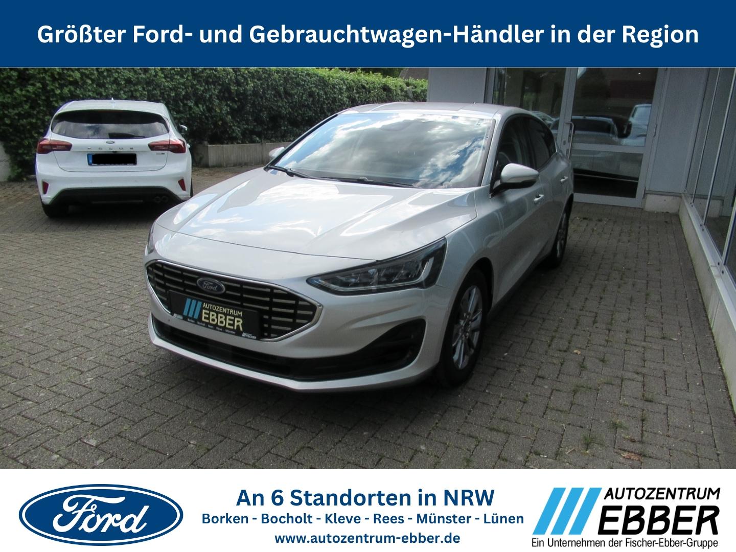 Ford Focus Titanium X Limousine LEDER LED ACC NAVI AP
