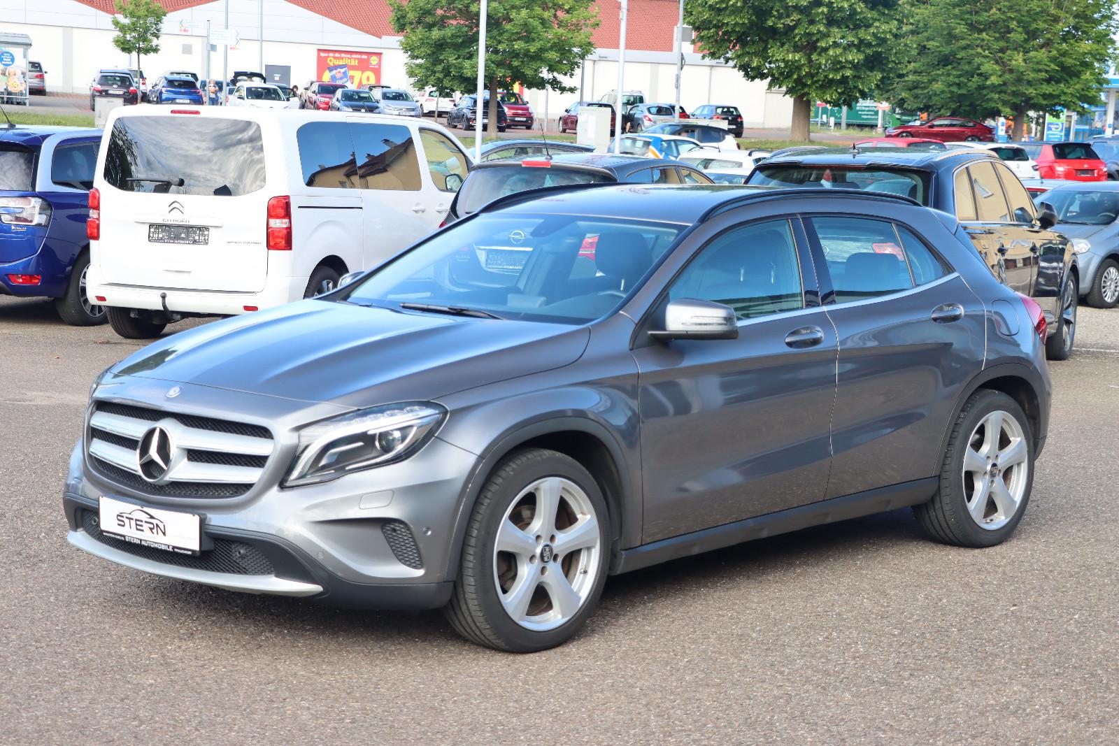 Mercedes-Benz GLA 200 l 2.HAND l XENON l LEDER l