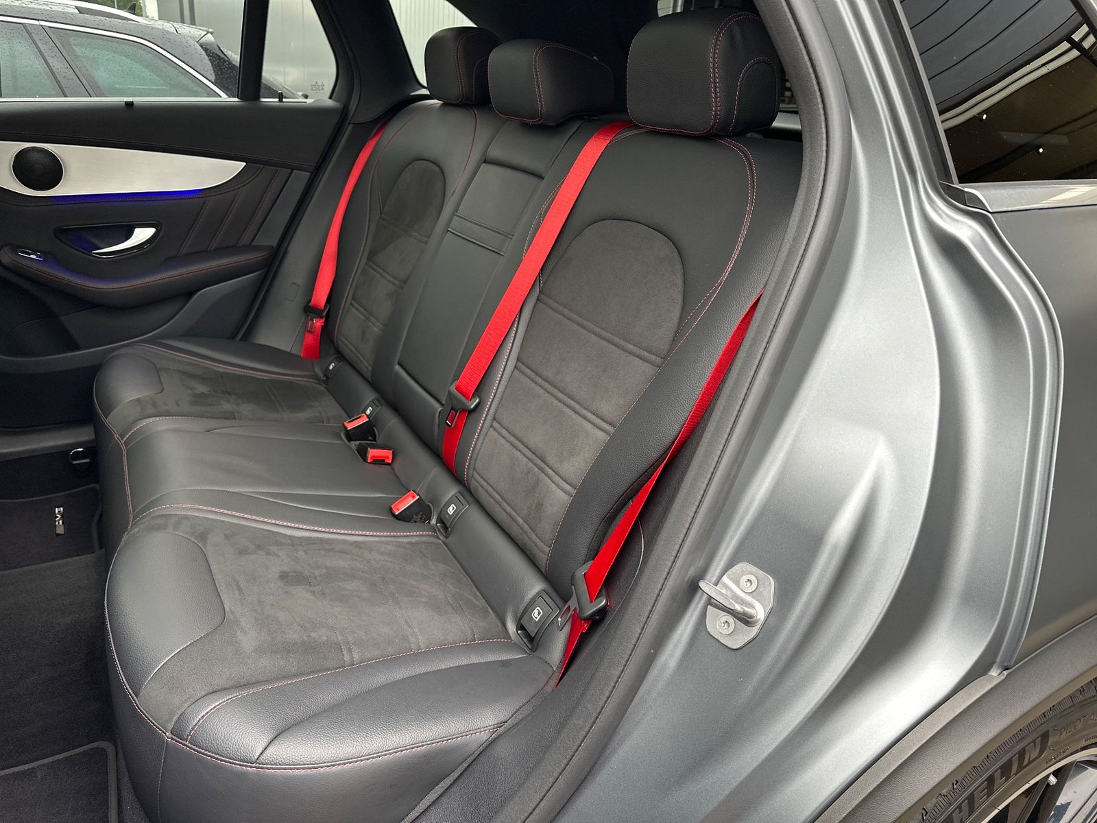 Fahrzeugabbildung Mercedes-Benz GLC 43 AMG 4Matic 9G NAV+LED+ACC+PANO+360°