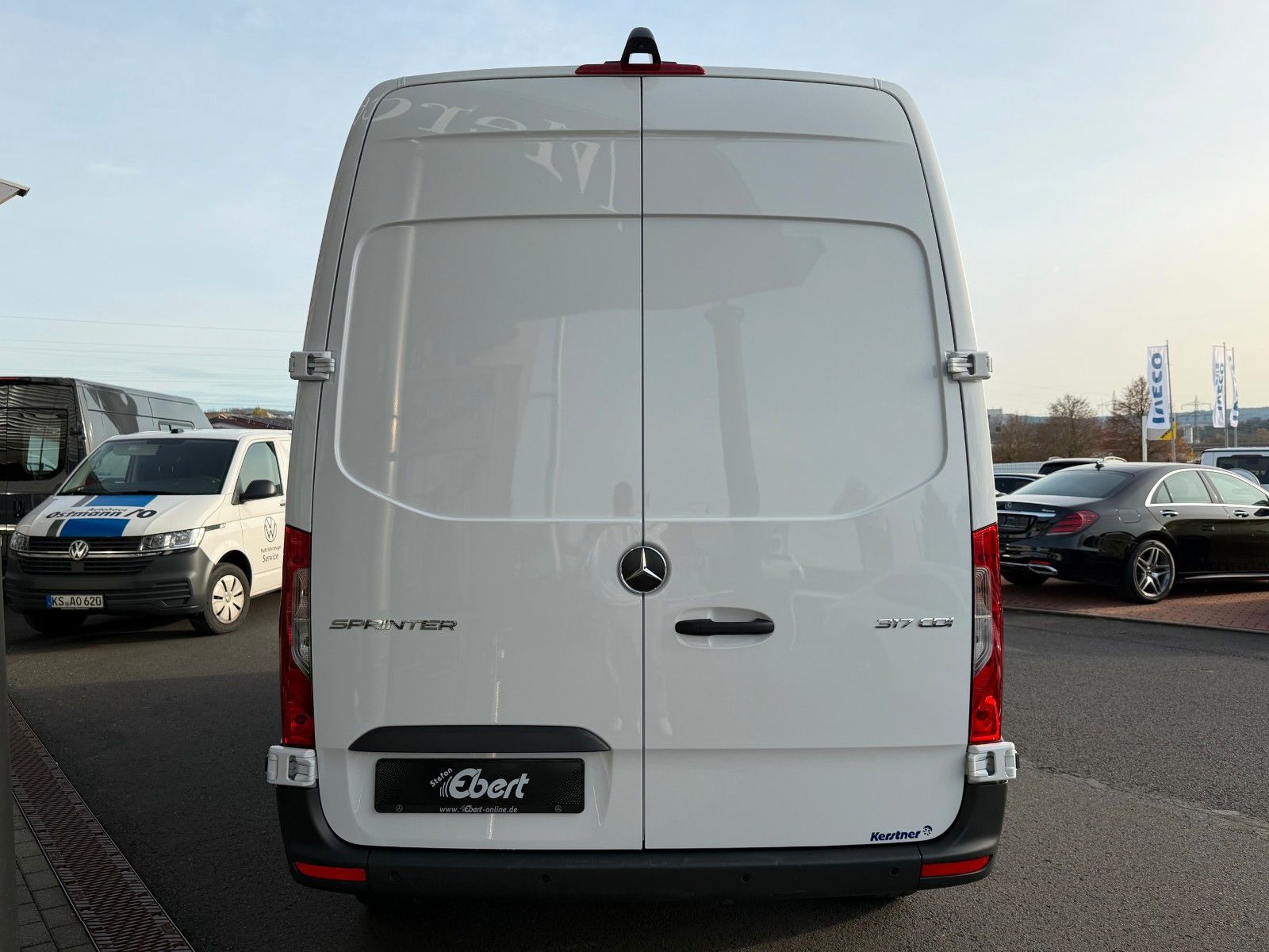 Fahrzeugabbildung Mercedes-Benz Sprinter 317 CDI Frischdienst Fahr-/Standkühlung