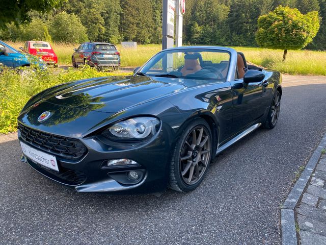 Fiat 124 Spider Lusso