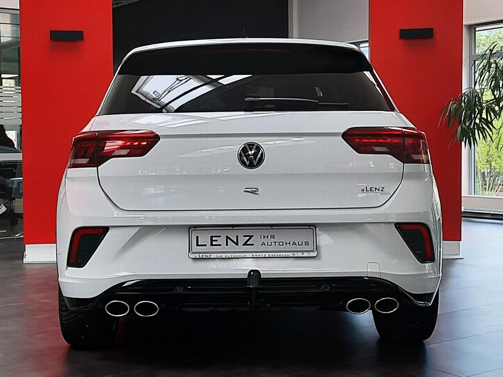 Fahrzeugabbildung Volkswagen T-Roc R 4Motion DSG *AHK*Cam*Navi*App-Con*Assist