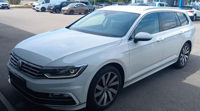 VW Passat 2.0 TDI R-Line DSG - Navi - Kamera