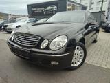 Mercedes-Benz E 200 Elegance Autom. Lim.  1.Hand ! 76tkm ! AHK - gebrauchte Mercedes-Benz E 200 aus dem Jahr 2002