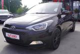 Hyundai i20 1.2 Trend Navi AHK Kamera Sitzheizung Klima - Hyundai i20: Schwarz