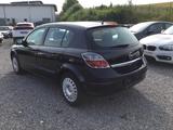 Opel Astra H Lim. Selection "110 Jahre" - Opel Astra aus 2009: J