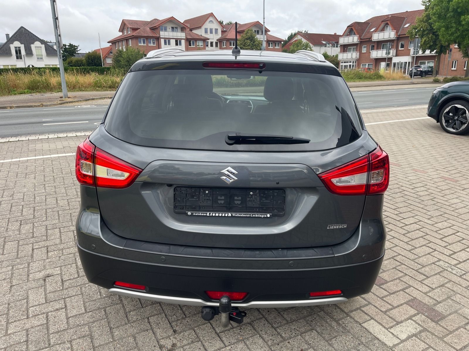 Fahrzeugabbildung Suzuki SX4 S-Cross Comfort+ 4x4/AHK/Allwetter