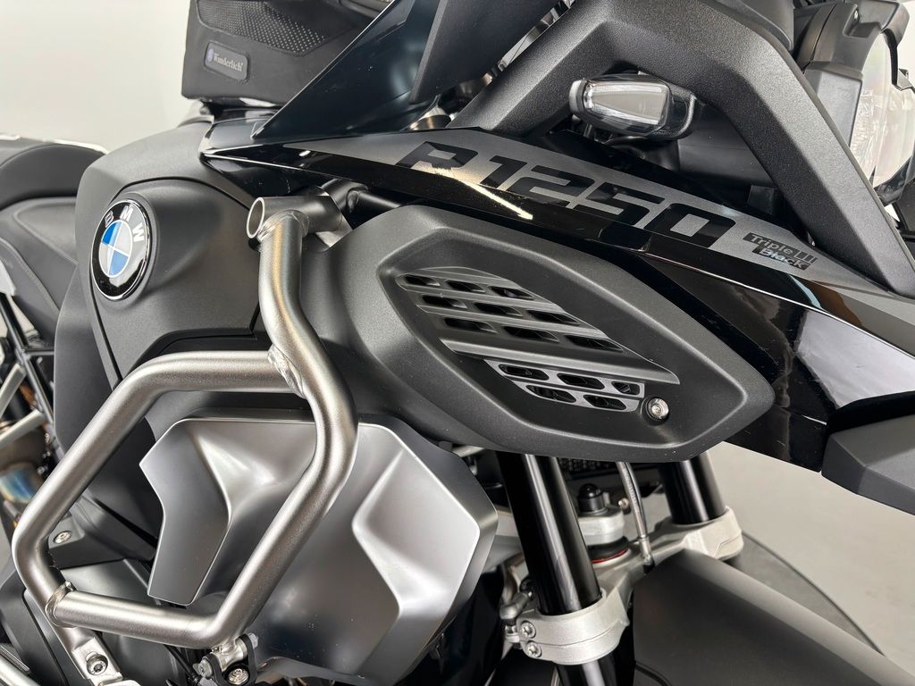 Fahrzeugabbildung BMW R 1250 GS ADVENTURE *SERVICE NEU *3 PAKETE