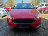 Ford Focus Lim. 1.0 EcoBoost Trend - Ford Focus: 1.0