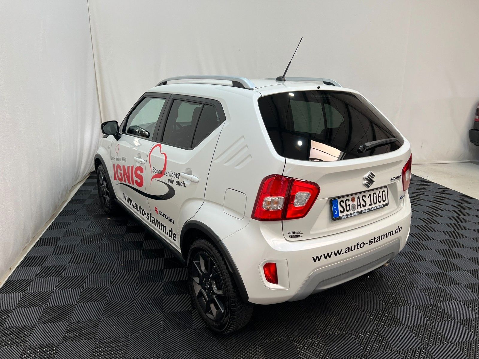 Fahrzeugabbildung Suzuki Ignis 1.2 DUALJET HYBRID Comfort