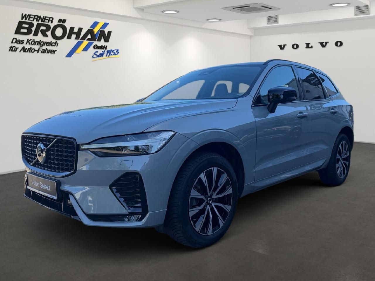 Fahrzeugabbildung Volvo XC60 B4 Diesel Plus Dark 2WD