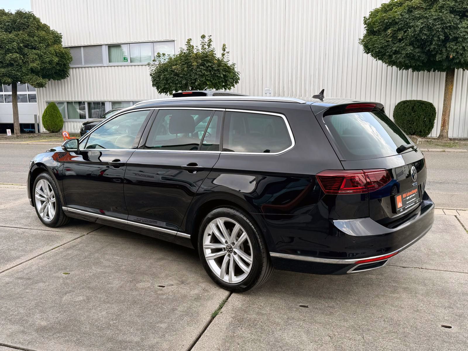 Fahrzeugabbildung Volkswagen Passat Varia. 1.4TSI DSG GTE R-Line ACC PANO AHK