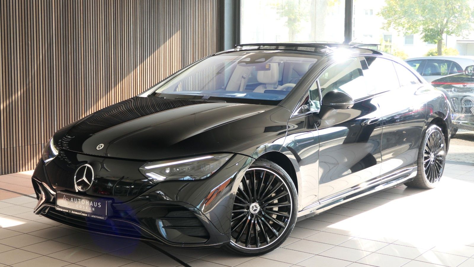 Mercedes-Benz EQE 350 Edition 1 PANO. AMG-Line Burmester 360°