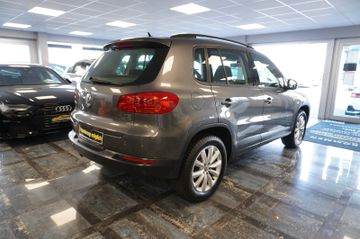 Volkswagen Tiguan - 4