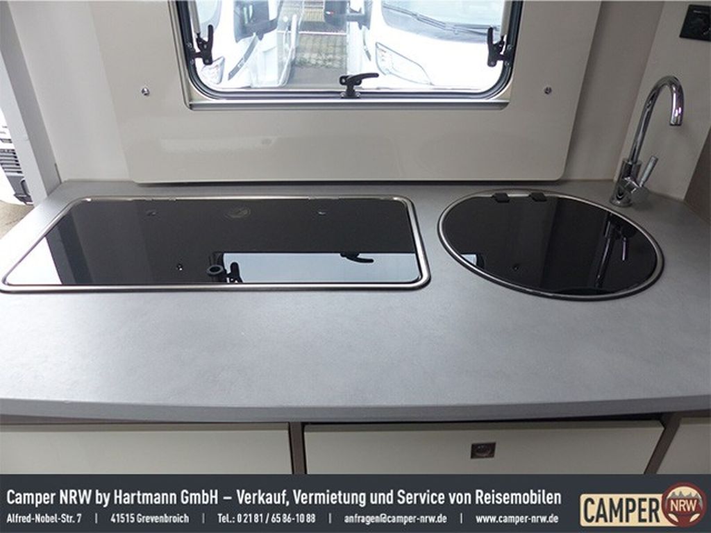 ETRUSCO A 7300 DB SAT&amp;TV+Fahradträger+NAVI+Markise