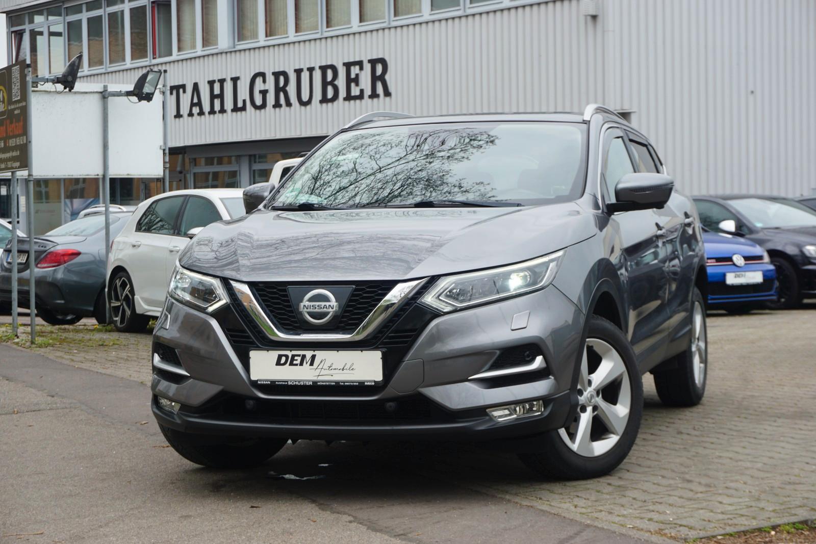 Nissan Qashqai Tekna / 360° / Pano / AHK / Xenon /