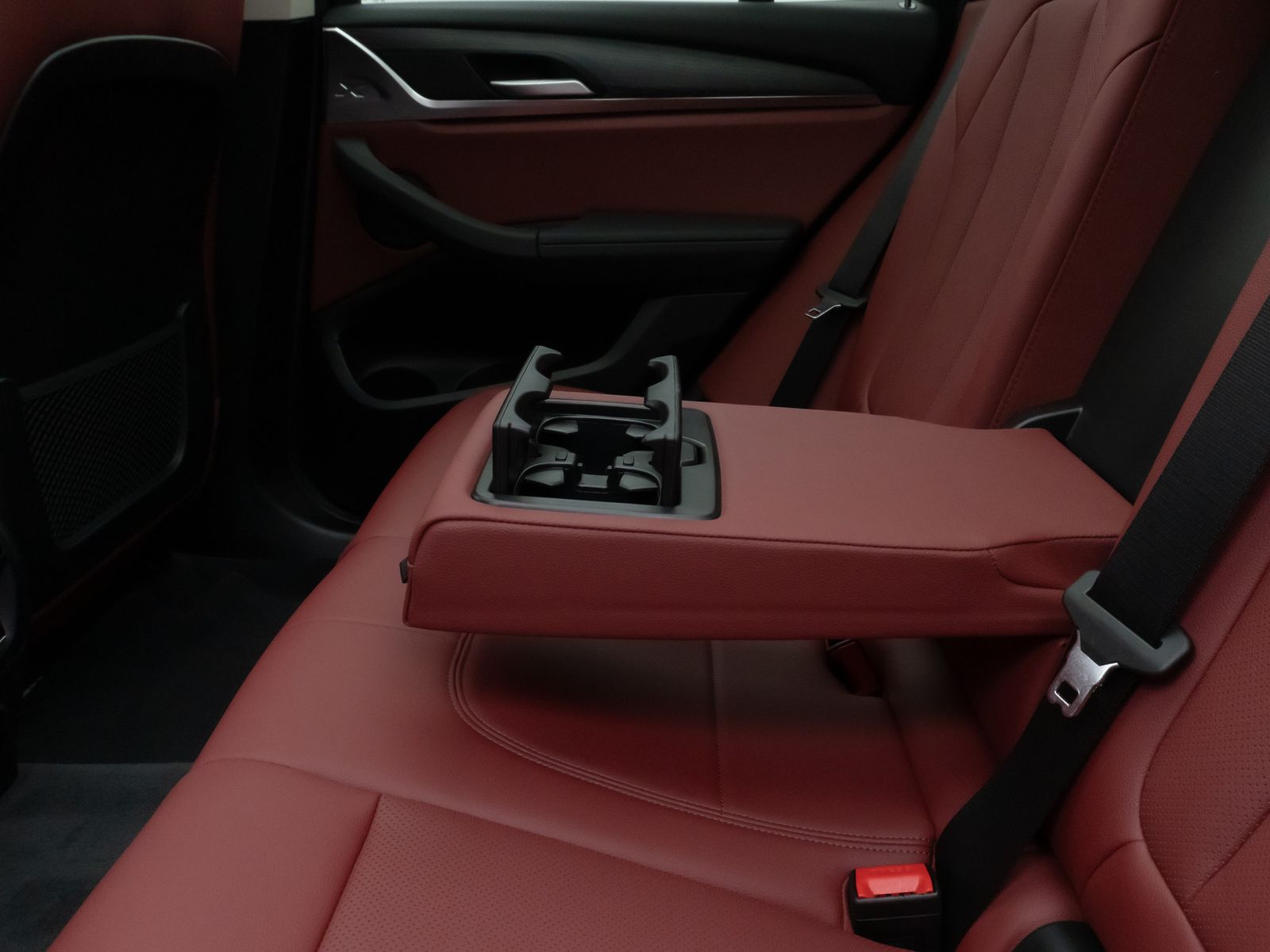 Fahrzeugabbildung BMW X3 xD30i Panorama 360°HUD DAB HiFi Komfort Sport