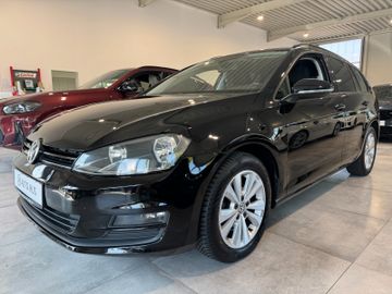 Volkswagen Golf - 1