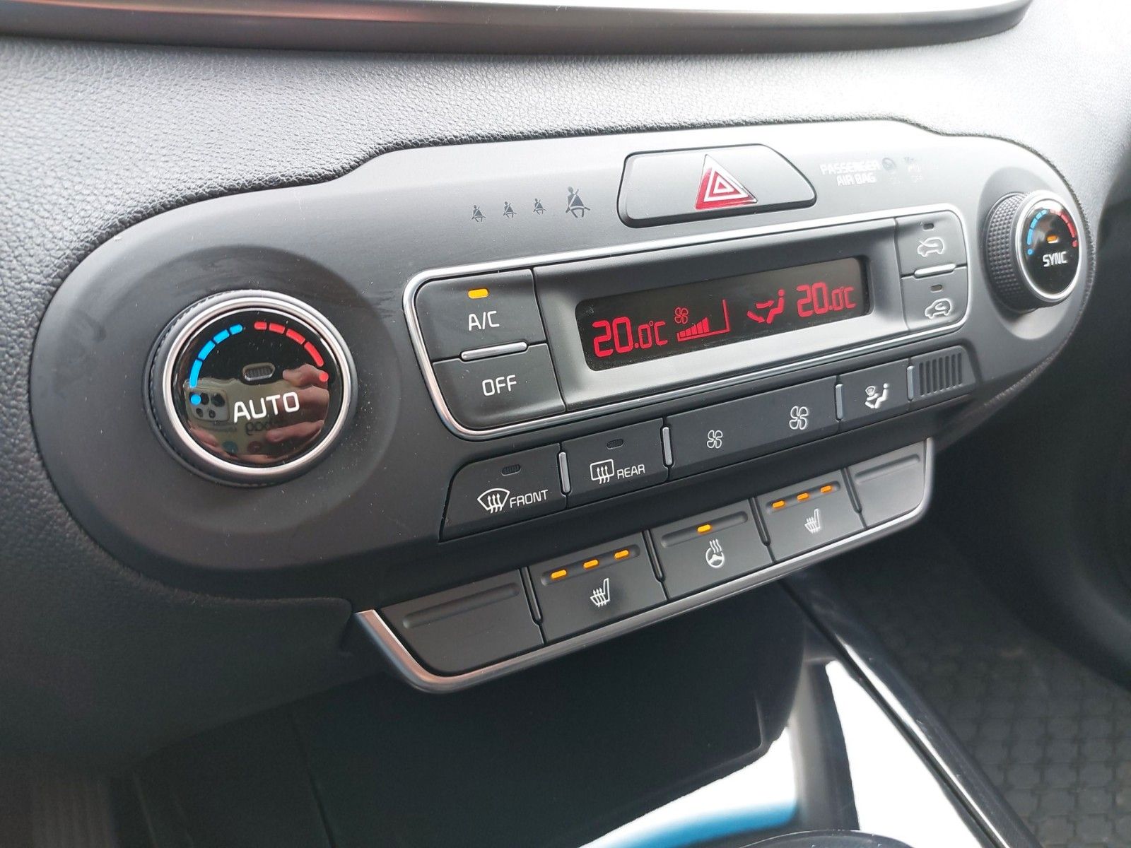 Kia Sorento Vision 4WD 1. Hand 4x SHZ LHZ KAMERA NAV – Bild 17