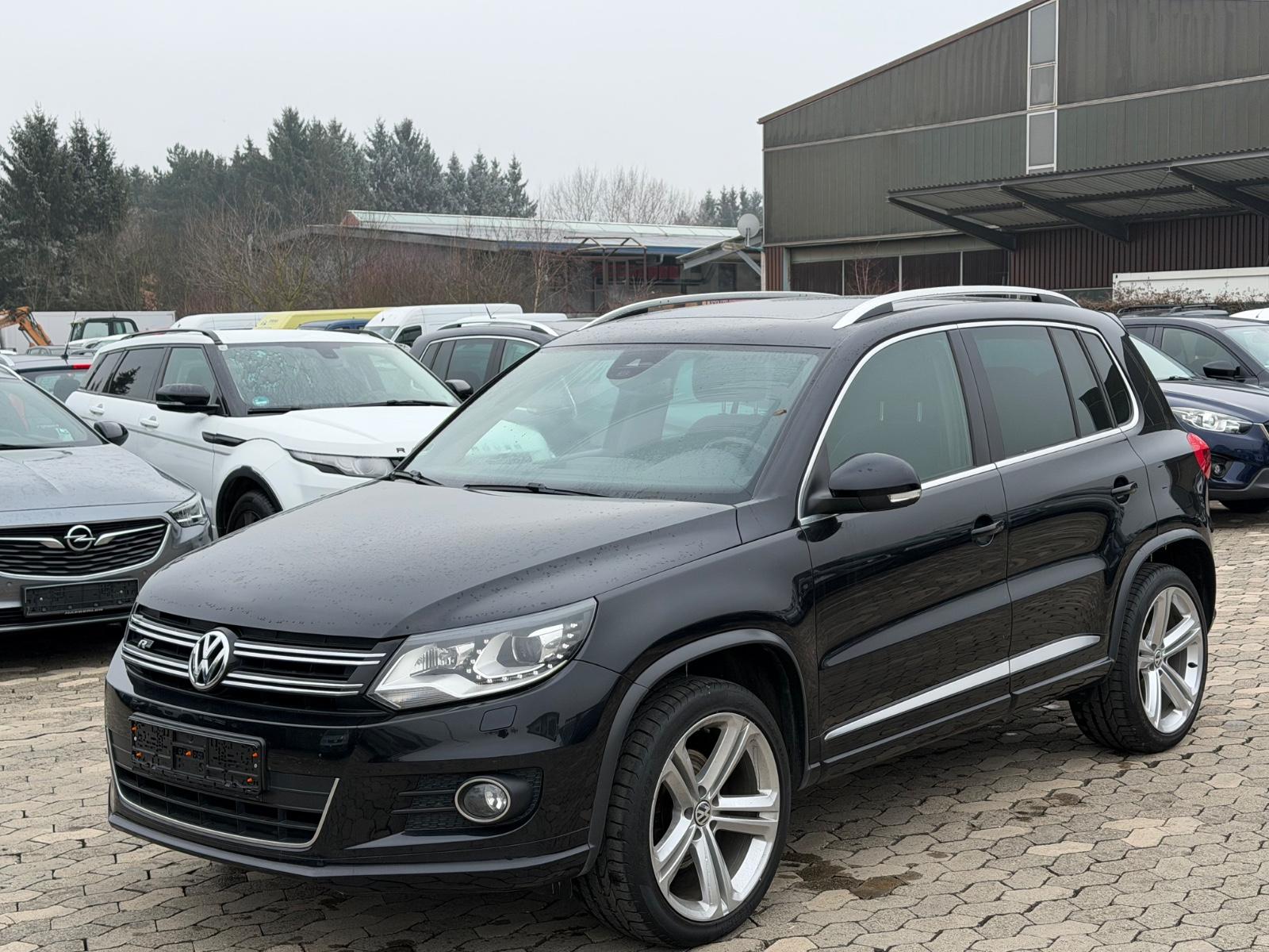 Volkswagen Tiguan 2.0 TDI R-Line * Panorama