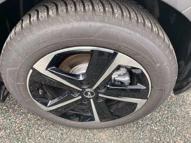 Fahrzeugabbildung Opel Astra L GS 1.2 Turbo+Sitzhzg.+Lenkradhzg+Rückfah