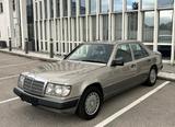 Mercedes-Benz 200E W124, Klimaanlage, Erstbesitz - Mercedes-Benz 200: W124 200e