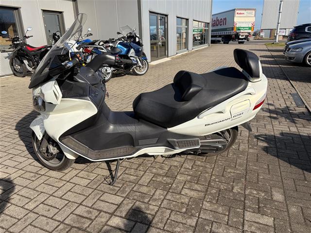 Suzuki Burgman 650 AN650A