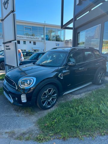 MINI Mini Cooper S ALL4 Countryman schwarz 5/22...