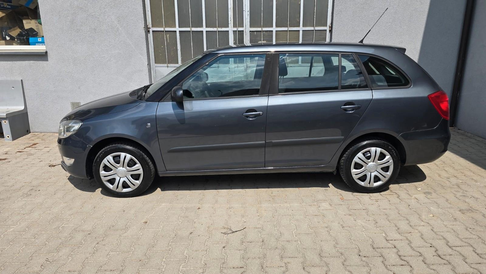 Skoda Fabia 2011 — photo 11