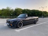 BMW 320 - BMW 320 aus 1987