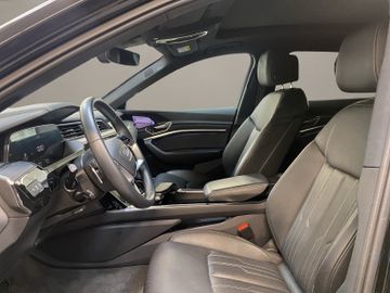 Audi Q8 e-tron - 8