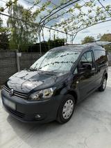 Volkswagen Caddy 2.0 TDI Roncalli 4Motion - Volkswagen Caddy aus 2011: 4motion