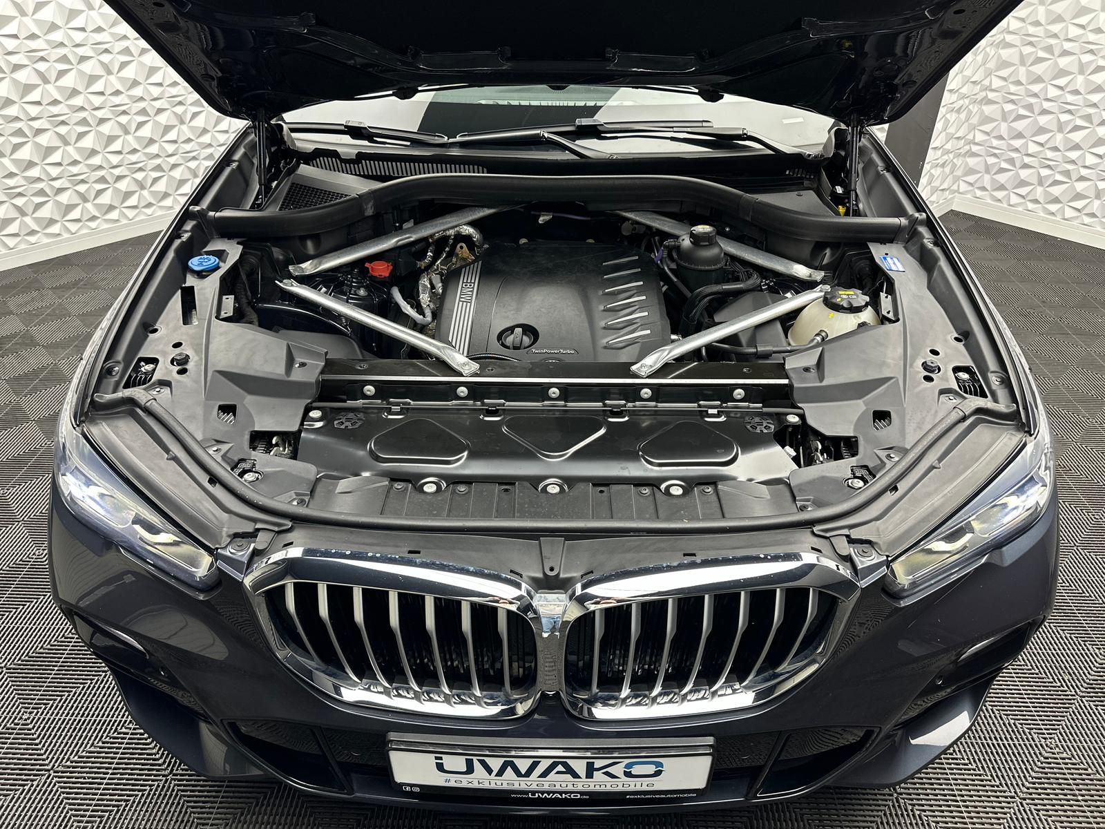Fahrzeugabbildung BMW X5 30d M-PAKET/ACC/STHZG/H&K/AHK/HUD/INDIVIDUAL