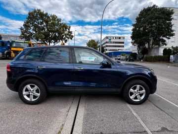 Volkswagen Touareg - 4