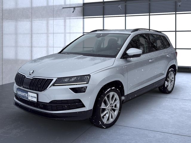 SKODA Karoq Style/AHK / unfallfrei