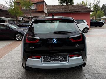 صورة 10 لـ 2014 BMW I3
