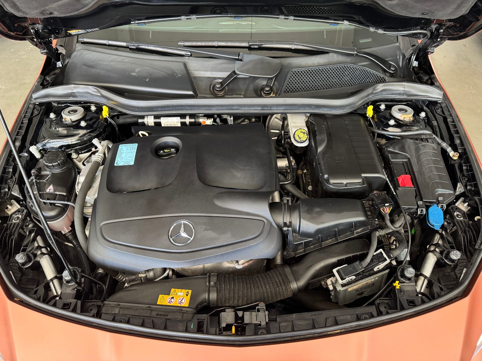 Fahrzeugabbildung Mercedes-Benz CLA 200 SB 3X AMG LINE NIGHT LED MATT FOLIERT