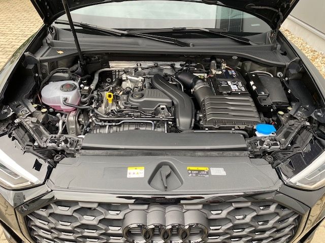 Q3 Sportback 35 TFSI S line OPTIK-SCHWARZ/NAVI/B